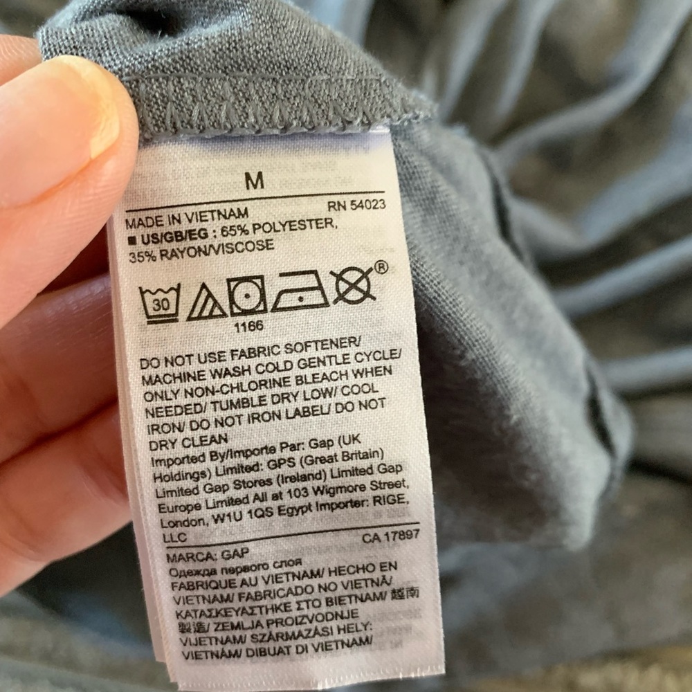 Athleta Open Back Yoga Top. NWOT!! - Picture 5 of 5